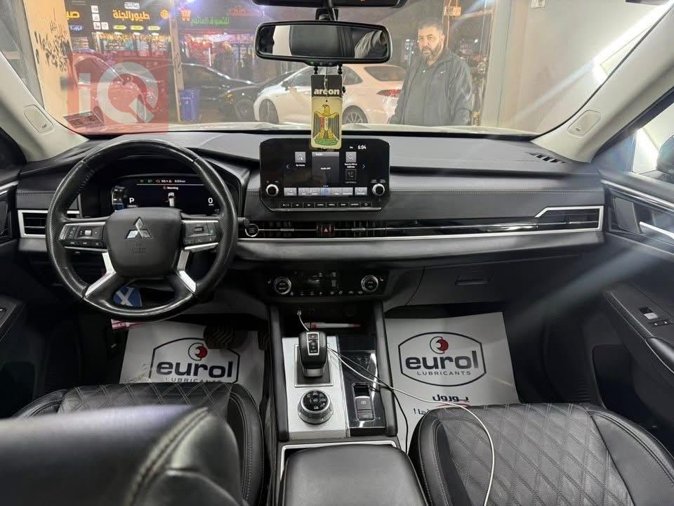 ميتسوبيشي اوتلاندر